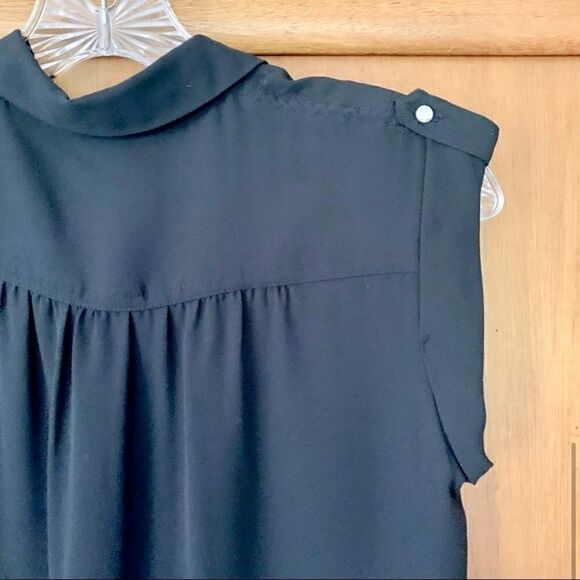 Black cap sleeve blouse   - Picture 4 of 4